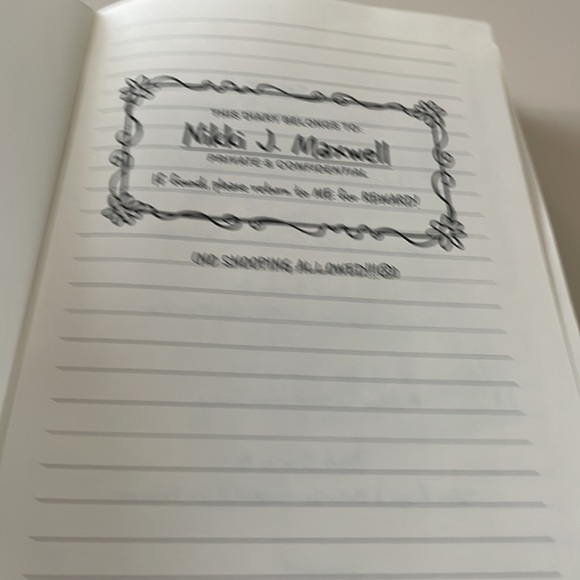 Book Dork Diaries used - Picture 2 of 4